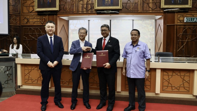 Official Visit of Harbin Institute of Technology (HIT) Weihai Campus (HITWH) Delegation to Malaysia for Strengthening Collaboration with the National University
